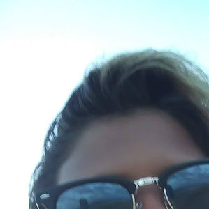 Meet your Posher, Ya girl layla